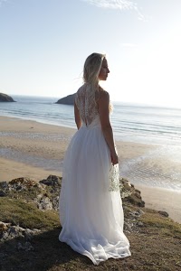 Claire L Headdon Bridal Designs 1072594 Image 0